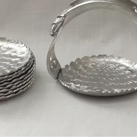 Vintage 6 SILVERLOOK 501 Continental Hand-Wrought Metal Coasters w/Holder - Picture 4 of 7